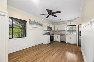 3231 N MacGregor Way, Houston, TX 77004 - Photo 22