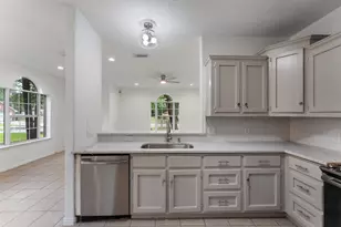 92 Tupelo Ln, Conroe, TX 77304 - Photo 12