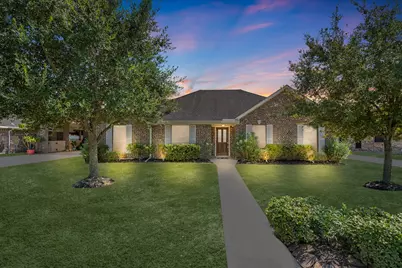 6830 Gonzales Point, Manvel, TX 77578 - Photo 1