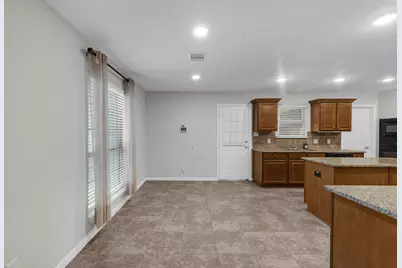 6830 Gonzales Point, Manvel, TX 77578 - Photo 14
