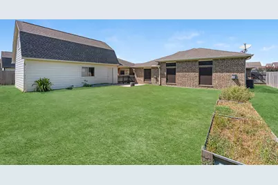 6830 Gonzales Point, Manvel, TX 77578 - Photo 32