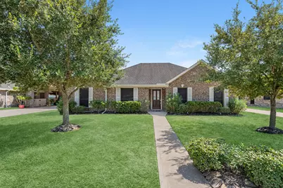6830 Gonzales Point, Manvel, TX 77578 - Photo 2