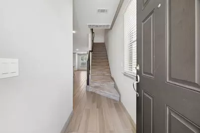 1903 Monaco Memorial Lane, Houston, TX 77043 - Photo 6