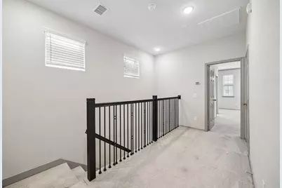 1903 Monaco Memorial Lane, Houston, TX 77043 - Photo 14