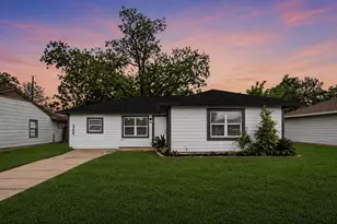 5759 Belneath St, Houston, TX 77033 - Photo 1