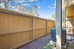 3684 Ocee St, Houston, TX 77063 - Photo 26