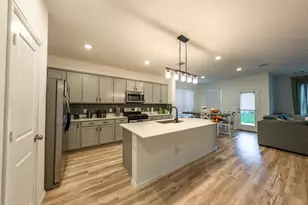 9335 Pavonia Fawn Dr, Baytown, TX 77521 - Photo 4