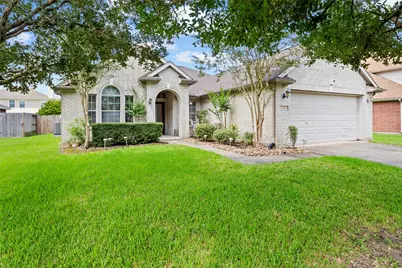 2117 Laughing Gull Lane, League City, TX 77573 - Photo 1