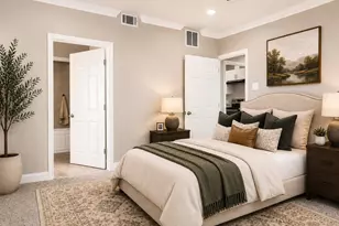 9707 Richmond Ave Apt 77, Houston, TX 77042 - Photo 2