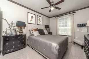 5800 Woodway Dr, Houston, TX 77057 - Photo 1