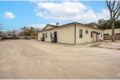 14310 1/2 Unit T Sweeney Road, Houston, TX 77060 - Photo 2