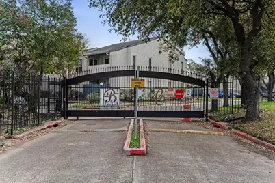 7313 Gulf Freeway #403, Houston, TX 77017 - Photo 14