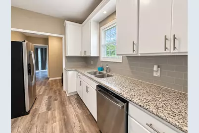 4611 Avenue Q 1/2, Galveston, TX 77551 - Photo 4