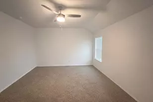 813 Brazos Trl, Dayton, TX 77535 - Photo 4