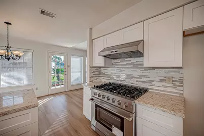 2810 Pineleaf Drive, Sugar Land, TX 77479 - Photo 12