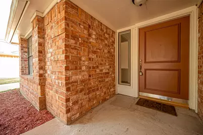 2810 Pineleaf Drive, Sugar Land, TX 77479 - Photo 4