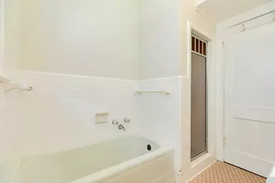 5022 Woodrow Avenue, Galveston, TX 77551 - Photo 18