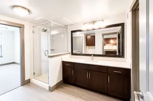 2910 Milam St St, Houston, TX 77006 - Photo 10