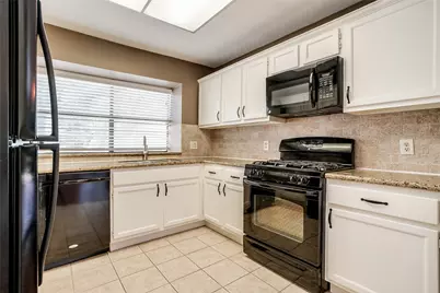 2711 Grants Lake Boulevard #174, Sugar Land, TX 77479 - Photo 10