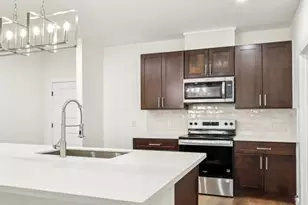 527 Autumn Ln, Livingston, TX 77351 - Photo 12