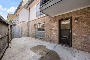 1809 Stoney Brook Dr, Houston, TX 77063 - Photo 32