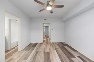 1809 Stoney Brook Dr, Houston, TX 77063 - Photo 26