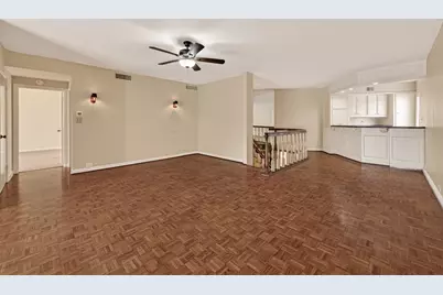 7937 Woodway Drive, Houston, TX 77063 - Photo 18