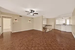 7937 Woodway Dr, Houston, TX 77063 - Photo 18