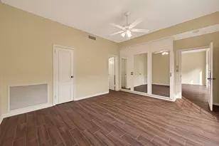 7937 Woodway Dr, Houston, TX 77063 - Photo 32