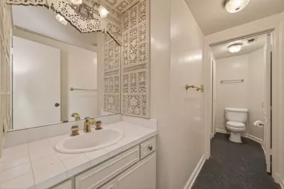 7937 Woodway Drive, Houston, TX 77063 - Photo 24