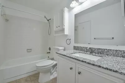 11518 Highland Meadow Drive, Houston, TX 77089 - Photo 10