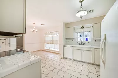 7510 Romney Road, Houston, TX 77036 - Photo 10