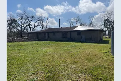 419 Lee Avenue, Jones Creek, TX 77541 - Photo 12