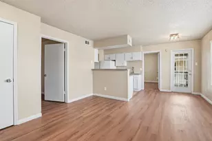2750 Holly Hall St, Houston, TX 77054 - Photo 4