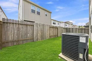 11415 Waterford Spg Trl, Houston, TX 77047 - Photo 22