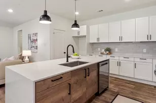 1770 E Peach Creek Dr, Dayton, TX 77535 - Photo 8