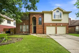 5007 Kleinbrook Dr, Houston, TX 77066 - Photo 1