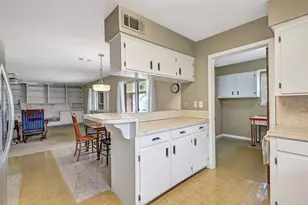1630 Beachcomber Ln, Houston, TX 77062 - Photo 16