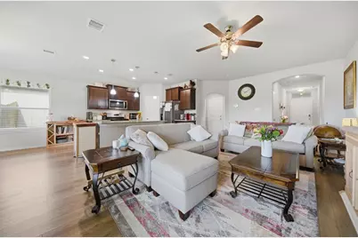 803 Davy Street, Brenham, TX 77833 - Photo 2