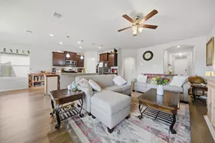 803 Davy St, Brenham, TX 77833 - Photo 2