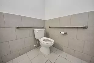 18716 Centro Main St, Shenandoah, TX 77385 - Photo 16