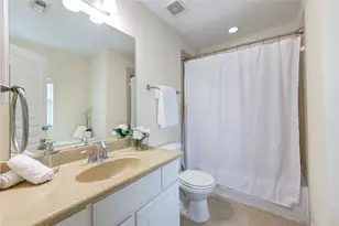 2607 Enclave At Shady Acres Ct, Houston, TX 77008 - Photo 28