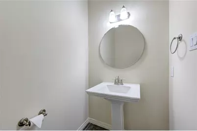 2607 Enclave At Shady Acres Court, Houston, TX 77008 - Photo 20