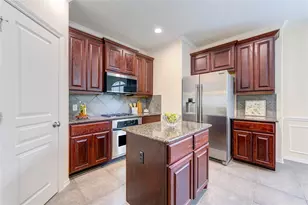 2607 Enclave At Shady Acres Ct, Houston, TX 77008 - Photo 18