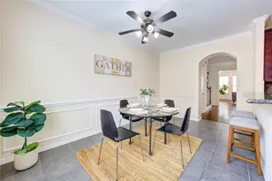 2607 Enclave At Shady Acres Ct, Houston, TX 77008 - Photo 14