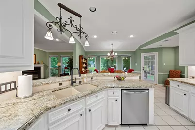 15204 Jamaica Drive, Willis, TX 77318 - Photo 6