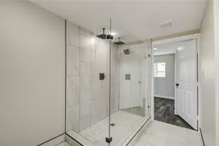 418 S Kansas St, La Porte, TX 77571 - Photo 14