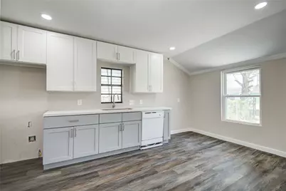 418 S Kansas Street, La Porte, TX 77571 - Photo 2