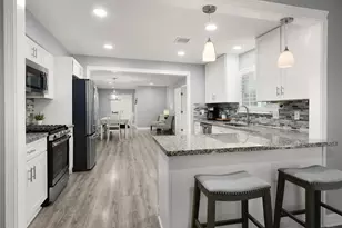 6910 Cayton St, Houston, TX 77061 - Photo 14