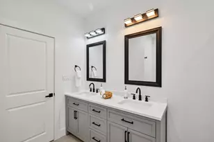 6739 Liverpool St, Houston, TX 77021 - Photo 32